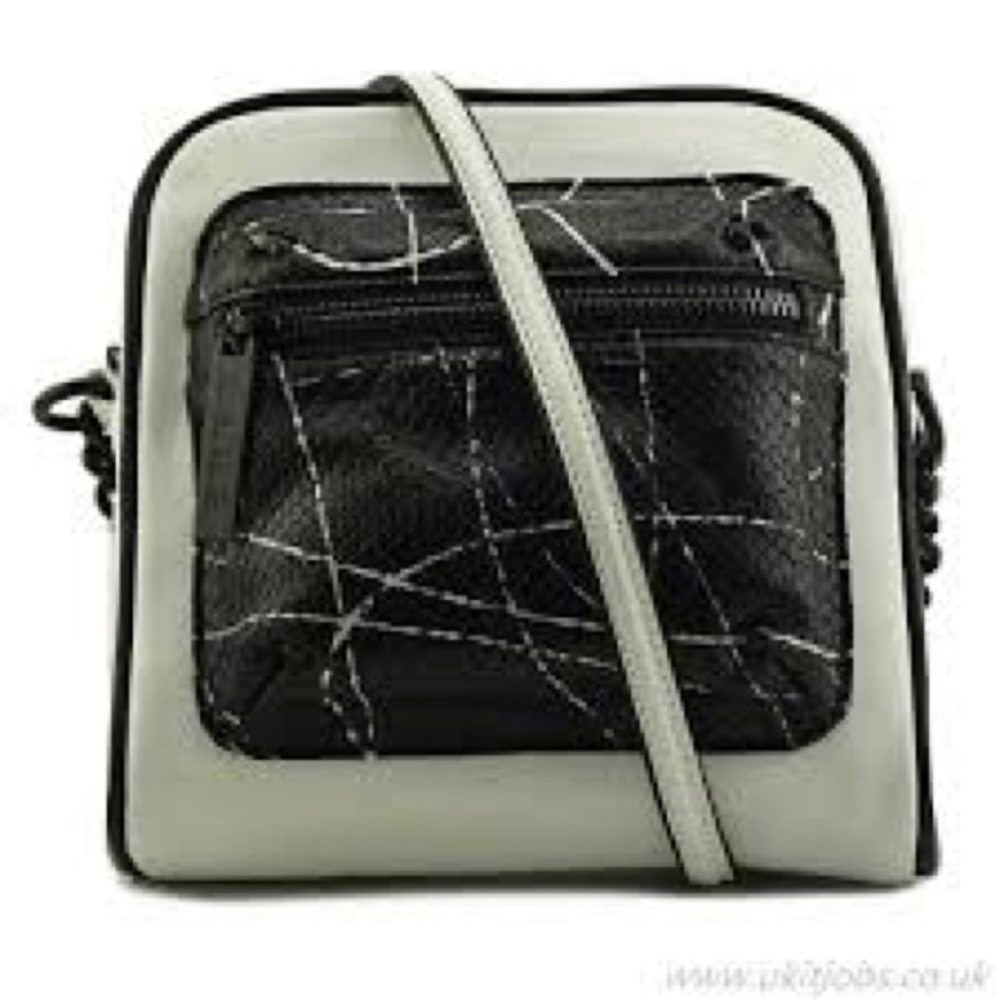 LAMB BY GWEN STEFANI ICE CAMERA CROSSBODY
